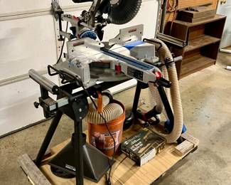 Hercules 12” double bevel sliding compound miter saw w/ stand
$300