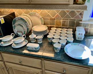 Set of Mikasa “Villa Medici” china
$150
