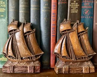 "Ship" Bookends