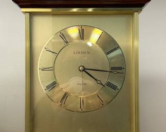 Linden Mantle Clock