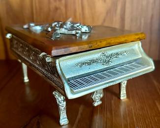 Thorens Grand Piano Swiss Music Box