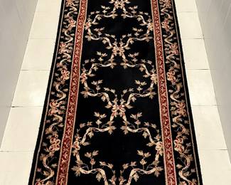 Runner (black, tan, maroon)