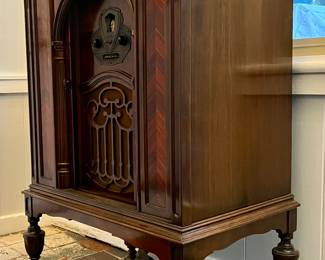 Vintage 1930 Grebe Highboy Radio/Turntable, Refurbished and in Good Working Condition