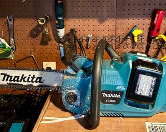 Makita Chain Saw