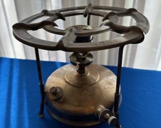 Antique ship oil cook stove