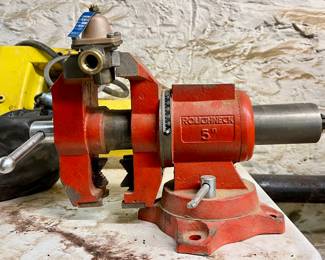 Bench Vise