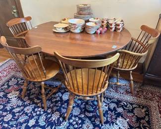Vintage Nichols & Stone Drop leaf table with 4 chairs