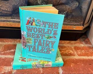 Two 1989 "The World's Best Fairy Tales" Reader's Digest Anthology Books