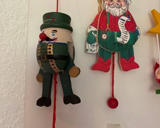 Pull String/Wood Jointed Nutcracker Ornament/Toy, Pull String/Wood Jointed Santa Ornament/Toy