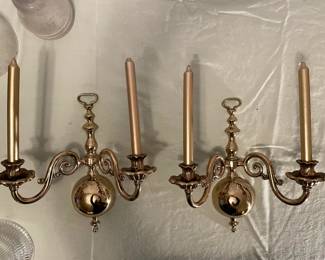Set of 2 antique Brass wall scones $300