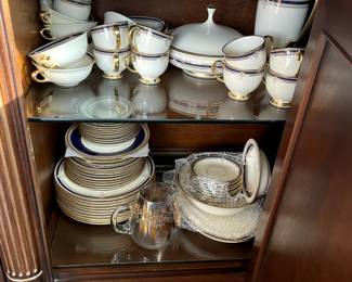 Adjustable glass shelf storage section hold service for 10 plus serving pieces & soup bowls