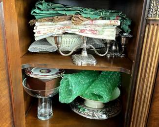 Middle storage door has adjustable wood shelf