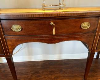 Center drawer with lock