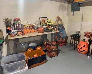 Fall and Halloween decor 