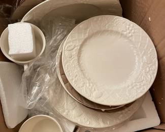 Mikasa 10 piece set with platters, dessert bowls, gravy boat and other pieces 