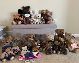 Boyd bears plush collection 