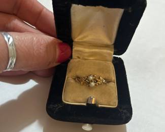 Antique pearl ring late 1800s