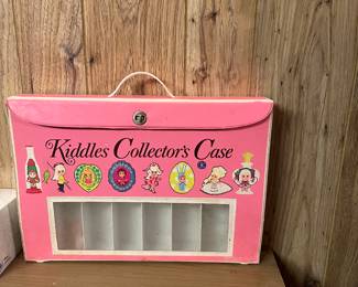 Liddle Kiddles collectors case