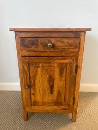 Side table/cabinet