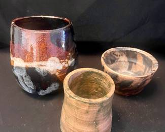 3 ceramic vessels 