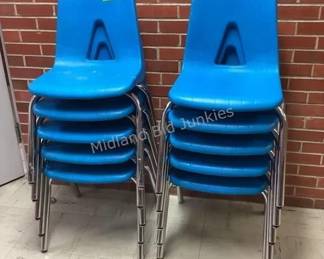 Multiple styles of chairs available
