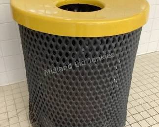 Several heavy duty trash cans