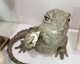 Iguana Ceramic Sculpture