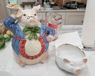 Pig Cookie Jar