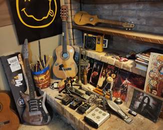 Musicians StudioMan Cave Decor