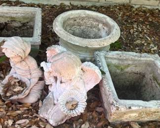 Resin And Concrete Yard Decor