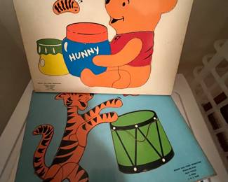Vintage 1965 Walt Disney Productions Winnie The Pooh inlaid puzzle