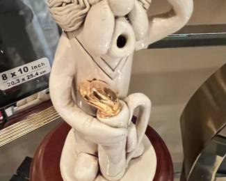 Tweeples World by Joe Peck - Clay Whistling Golfer