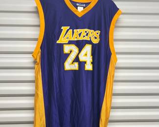 	Kobe Bryant NBA Lakers Jersey - Size XL