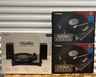 NIB Bluetooth Vinyl Turntables - Merkury Innovations & Polaroid