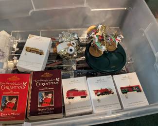 Hallmark keepsake ornaments 