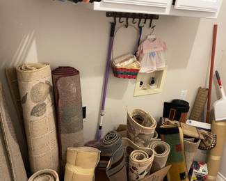 Largest assortment of new throw rugs