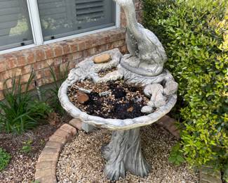 Concrete birdbath