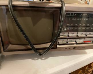 Vintage TV and radio combo