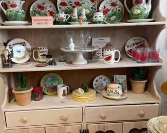 Pie kitchen cabinet with cut out hearts