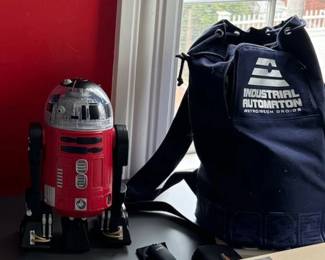Star Wars R2D2 remote control toy with backpack from WDW
