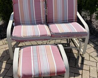 Patio Pieces w Cushions