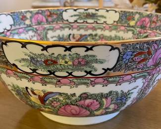 Large ACF Asian Rose Medallion Napalese Porcelain Ware Bowl