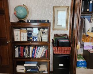 Vintage World Globe, Games, Aviation Items, Bookcase
