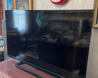 Toshiba 48" TV