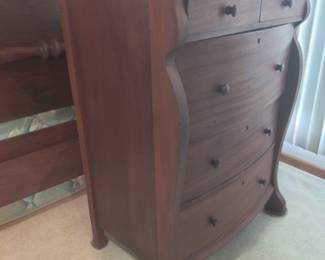 MID 20TH CENTURY - ANTIQUE EMPIRE BOWED FRONT - 5 DRAWER WOOD DRESSER - $200