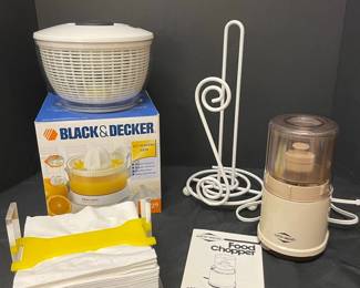 Assorted Kitchen Items