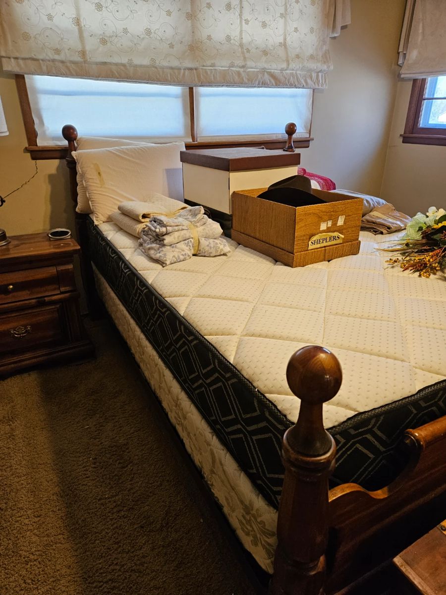 AAWESOME ESTATE SALES in Wichita, KS starts on 4/10/2024