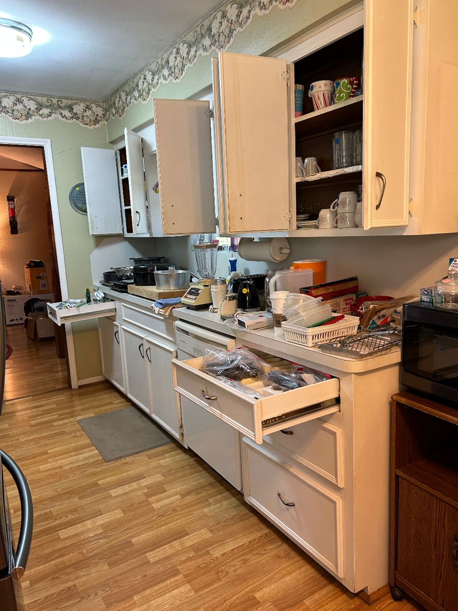 Alvin Estate Sale starts on 4/5/2024