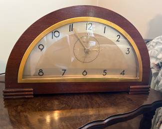 Vintage General Electric clock....