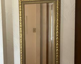 Wall mirror